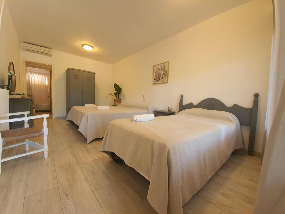 Hotel Riomar Sant Marti d'Empuries Exteriör bild