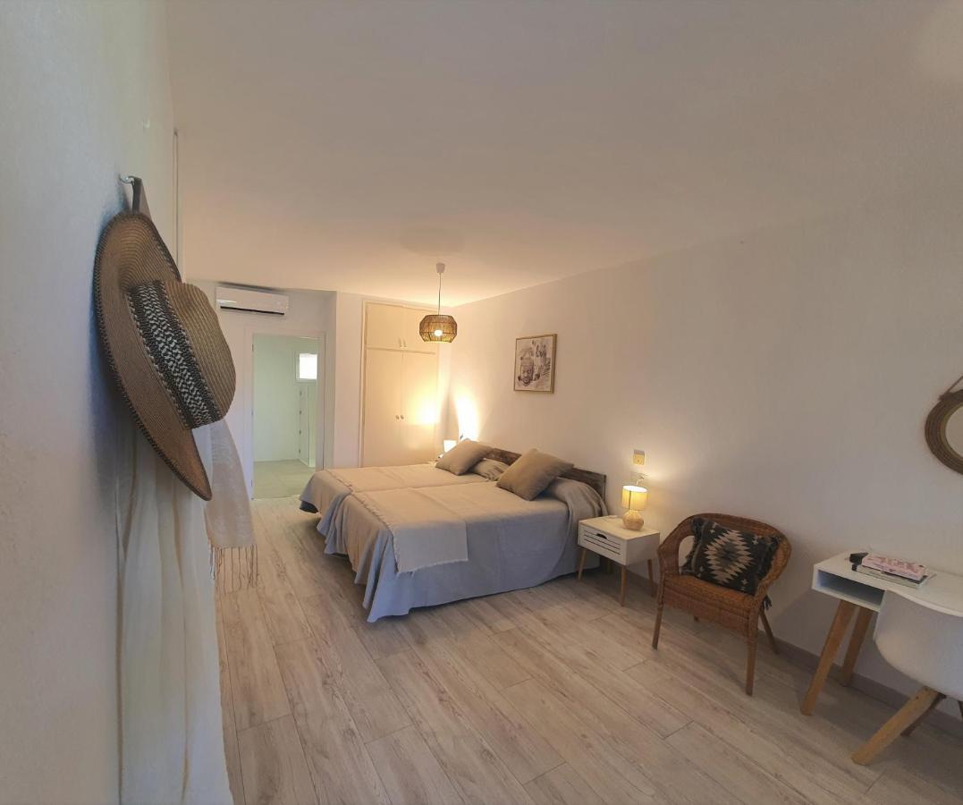 Hotel Riomar Sant Marti d'Empuries Exteriör bild