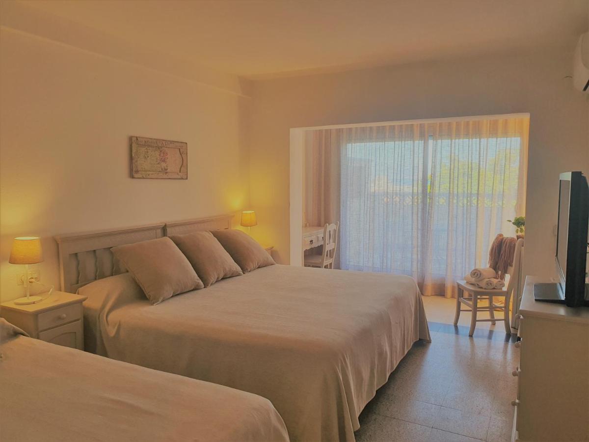 Hotel Riomar Sant Marti d'Empuries Exteriör bild